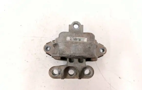 Buick Encore I Engine mount bracket 573AY700B