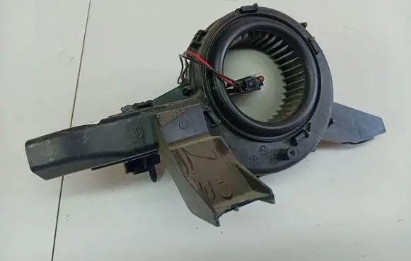 Citroen C4 I Picasso Heater fan/blower 173510100