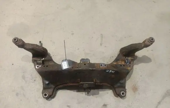Nissan Almera Tino Front subframe 