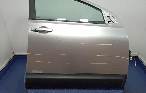 Nissan Qashqai Front door 