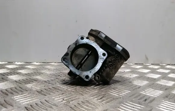 Audi A4 S4 B6 8E 8H Electric throttle body valve 06B133062M