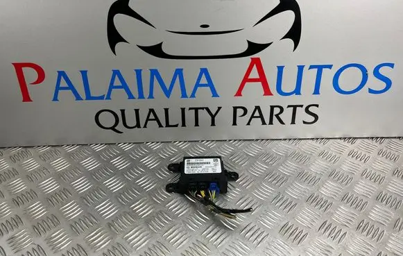 Opel Zafira C Parking PDC control unit/module 22810361