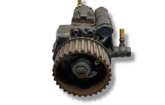 Nissan Qashqai Fuel injection high pressure pump A2C20000754 167008859R 5WS40153
