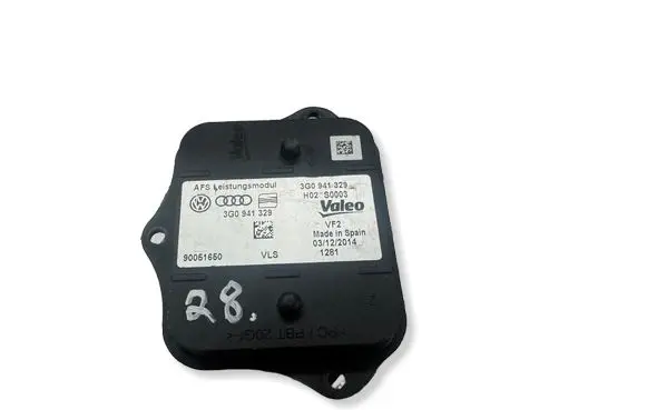 Volkswagen PASSAT B7 Light module LCM 3G0941329 90051650
