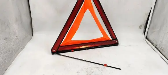 BMW 1 E82 E88 Emergency warning sign 6770487