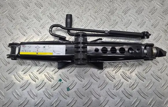 Audi A6 Allroad C7 Lift Jack 4G9011031