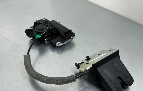 Volkswagen Tiguan Allspace Tailgate boot lock/latch motor 3G0827887C 5NN827506