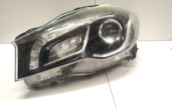 Suzuki SX4 S-Cross Headlight/headlamp 10018738 2301201