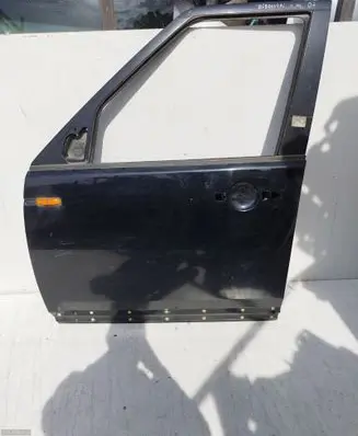 Land Rover Discovery 3 - LR3 Front door