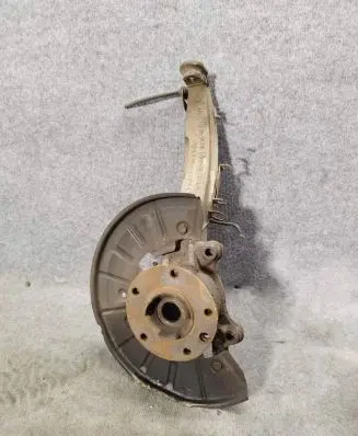 Volkswagen Touareg II Front wheel hub 7P6407240A