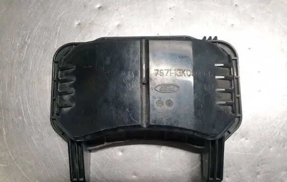 Ford Mondeo MK IV Headlight/headlamp dust cover 7S7113K060CB