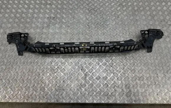 BMW 4 F32 F33 Rear bumper mounting bracket 7285560