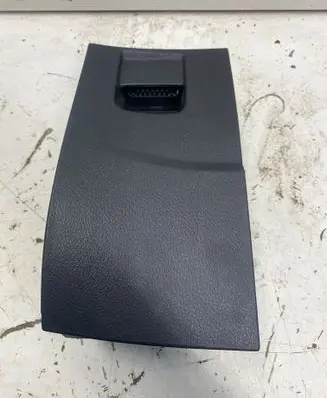 Ford Mondeo MK IV Glove box 7S71A04325