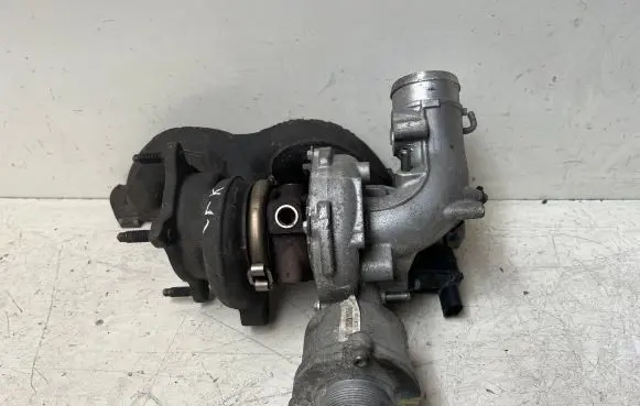 Audi A4 S4 B8 8K Turbo CFK