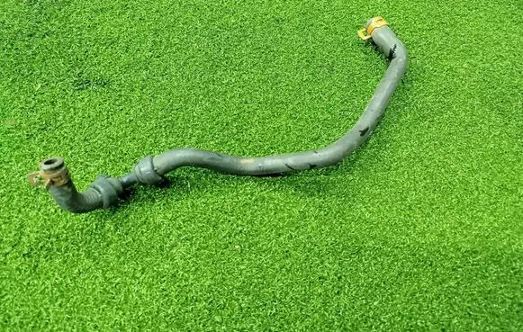 Renault Trafic III (X82) Engine coolant pipe/hose 110606508R
