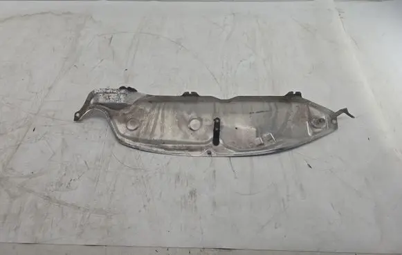 Honda Civic Fuel tank bottom protection 