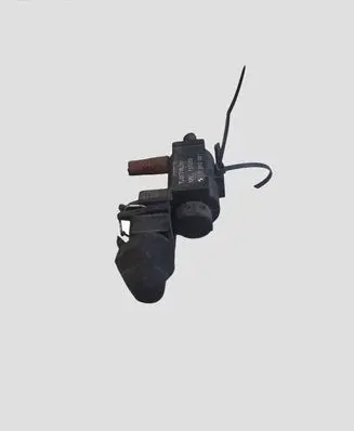 BMW 1 F20 F21 Turbo solenoid valve 70231800 7810831