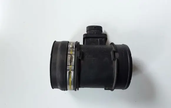 Opel Combo D Mass air flow meter 55220715