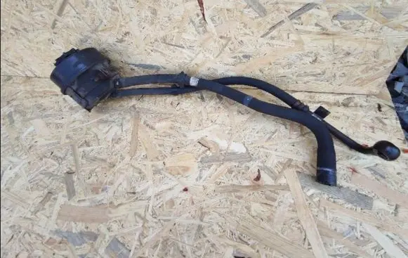 Iveco Daily 3rd gen Power steering fluid tank/reservoir 5801325433