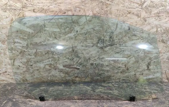 Citroen DS3 Front door window/glass (coupe) 