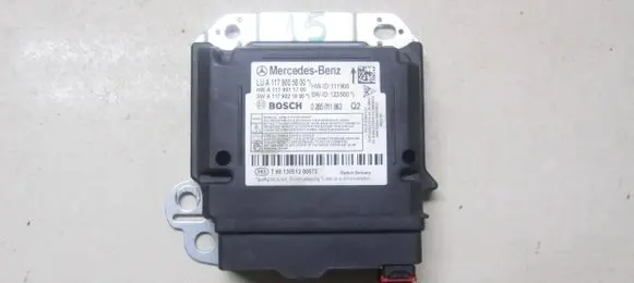 Mercedes-Benz CLA C117 X117 W117 Airbag control unit/module A1179005800