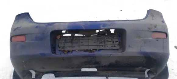 Mazda 323 Rear bumper melynas