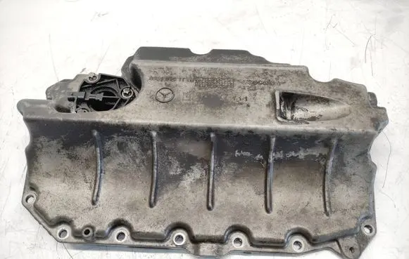 Oil sump