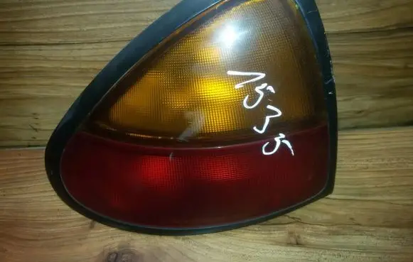 Mazda 323 Rear/tail lights