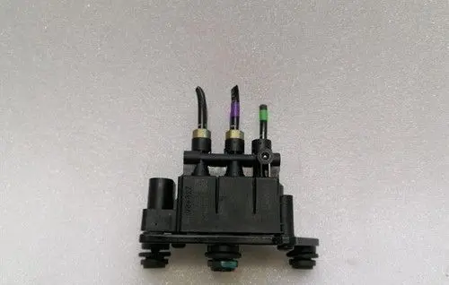 Lotus Emira Air suspension valve block 8891303627