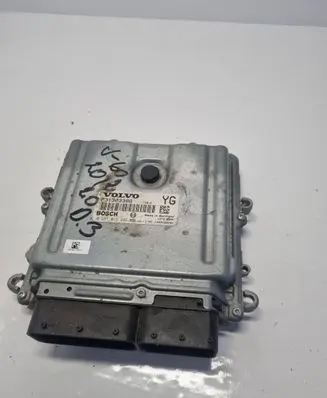 Volvo V60 Engine control unit/module P31303388 1039S33755 0281015286