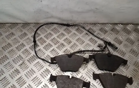 BMW 5 F10 F11 Brake pads (front) 