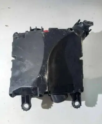 Renault Zoe Fuse module 284B03998R