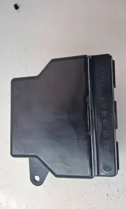 Mercedes-Benz C W204 Battery relay fuse A1695450046 A0035422619