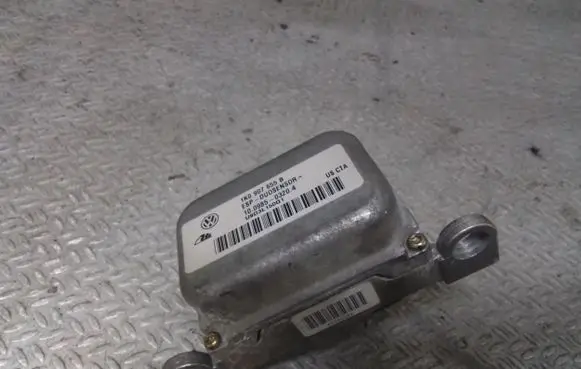 Volkswagen Touran I ESP acceleration yaw rate sensor 1K0907655B