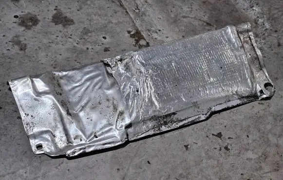 BMW 7 E38 Heat shield in engine bay 51488206357