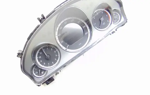 Mercedes-Benz E C207 W207 Speedometer (instrument cluster) A2129005104