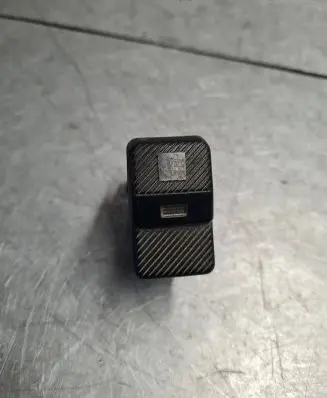 Fog light switch