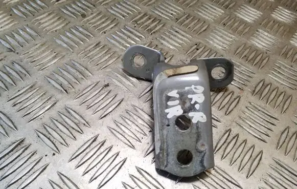 Toyota Yaris Front door upper hinge