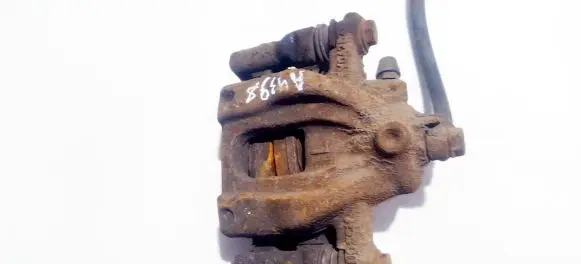 Honda CR-V Rear brake caliper