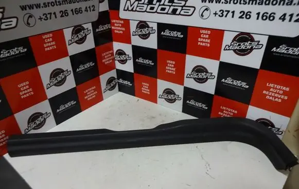 Volvo C70 Front sill trim cover 30787224
