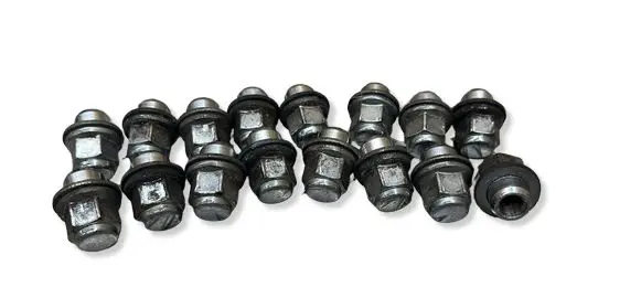 Toyota C-HR I Nuts/bolts 