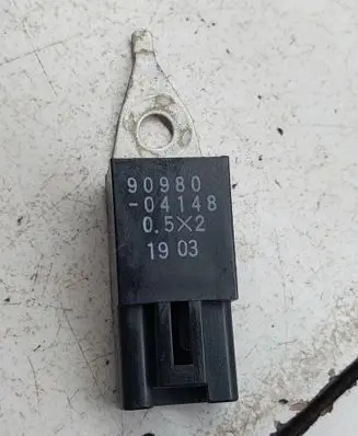 Toyota Corolla Verso E121 Other relay 9098004148