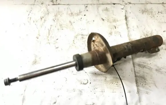Skoda Fabia Mk1 (6Y) Front shock absorber/damper