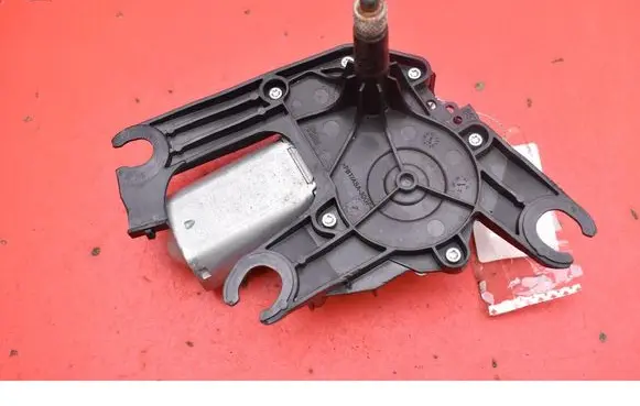 Peugeot 308 Rear window wiper motor 9680477480