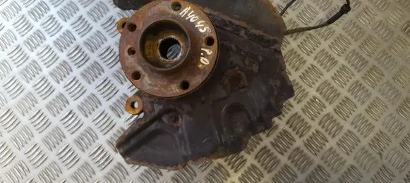 BMW X5 E53 Front wheel hub