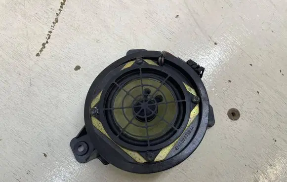 Mercedes-Benz S W140 High frequency speaker in the rear doors A1408202002 1408202002 14082020