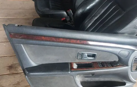 Audi A8 S8 D2 4D Seat set 