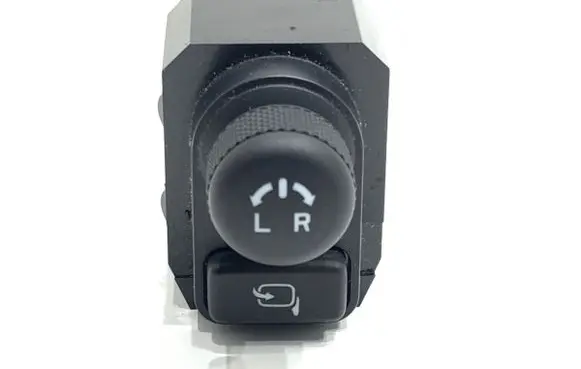 Suzuki SX4 S-Cross Wing mirror switch