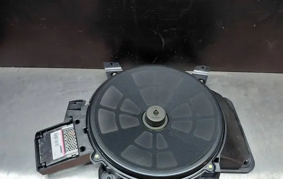 Audi A8 S8 D3 4E Subwoofer speaker 4E0035412A