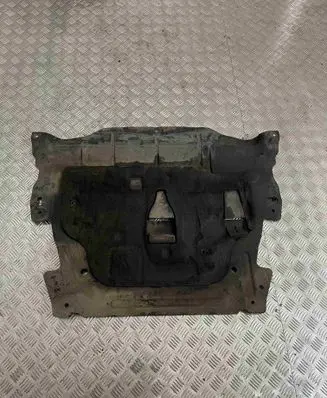 Volvo XC70 Engine splash shield/under tray 6G916P013CK